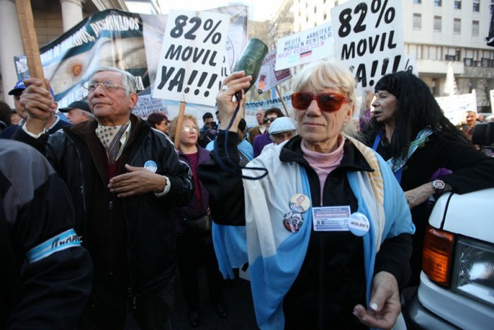 moyano20.jpg