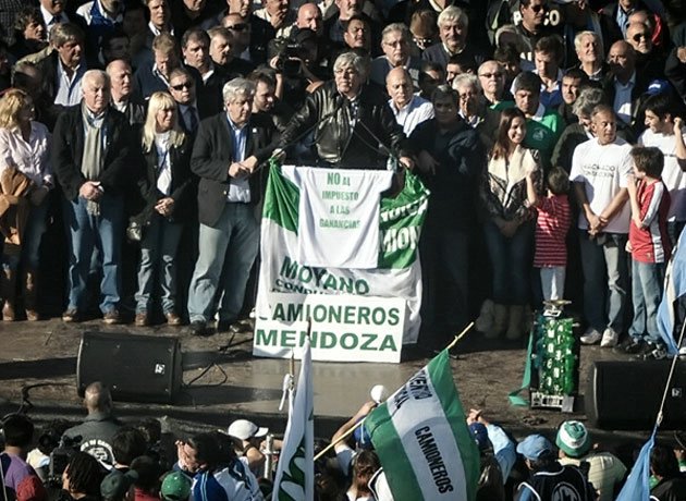 moyano7.jpg