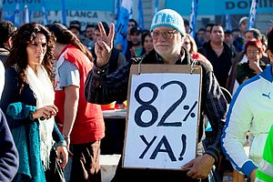 moyano22.jpg
